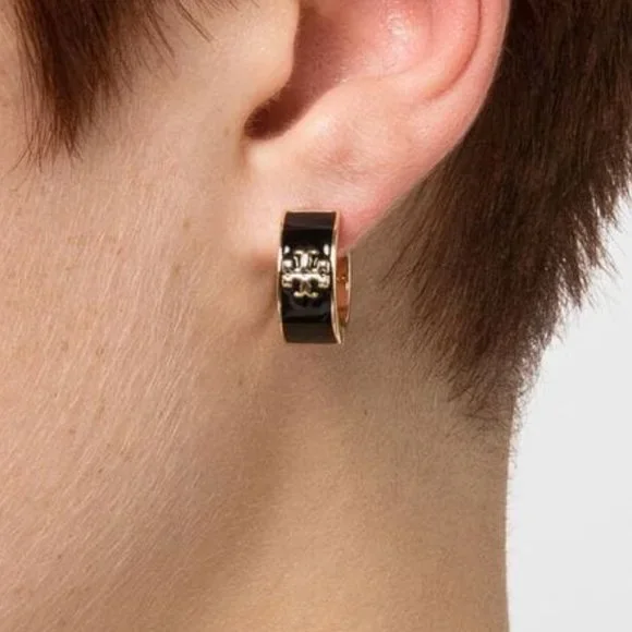 Tory Burch Kira Enamel Hoop Earrings in Black (Brand New) - Picture 3 of 8